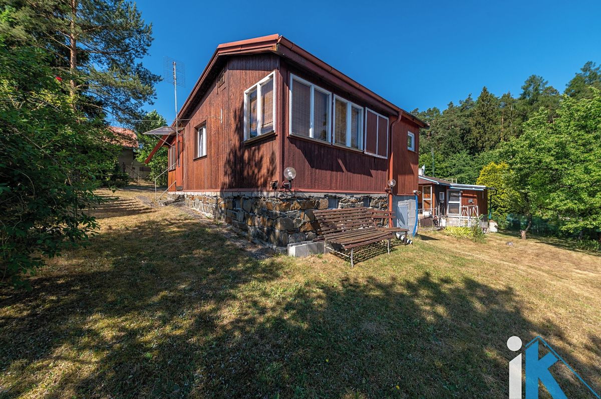 Prodej chaty 42 m², pozemek 450 m²